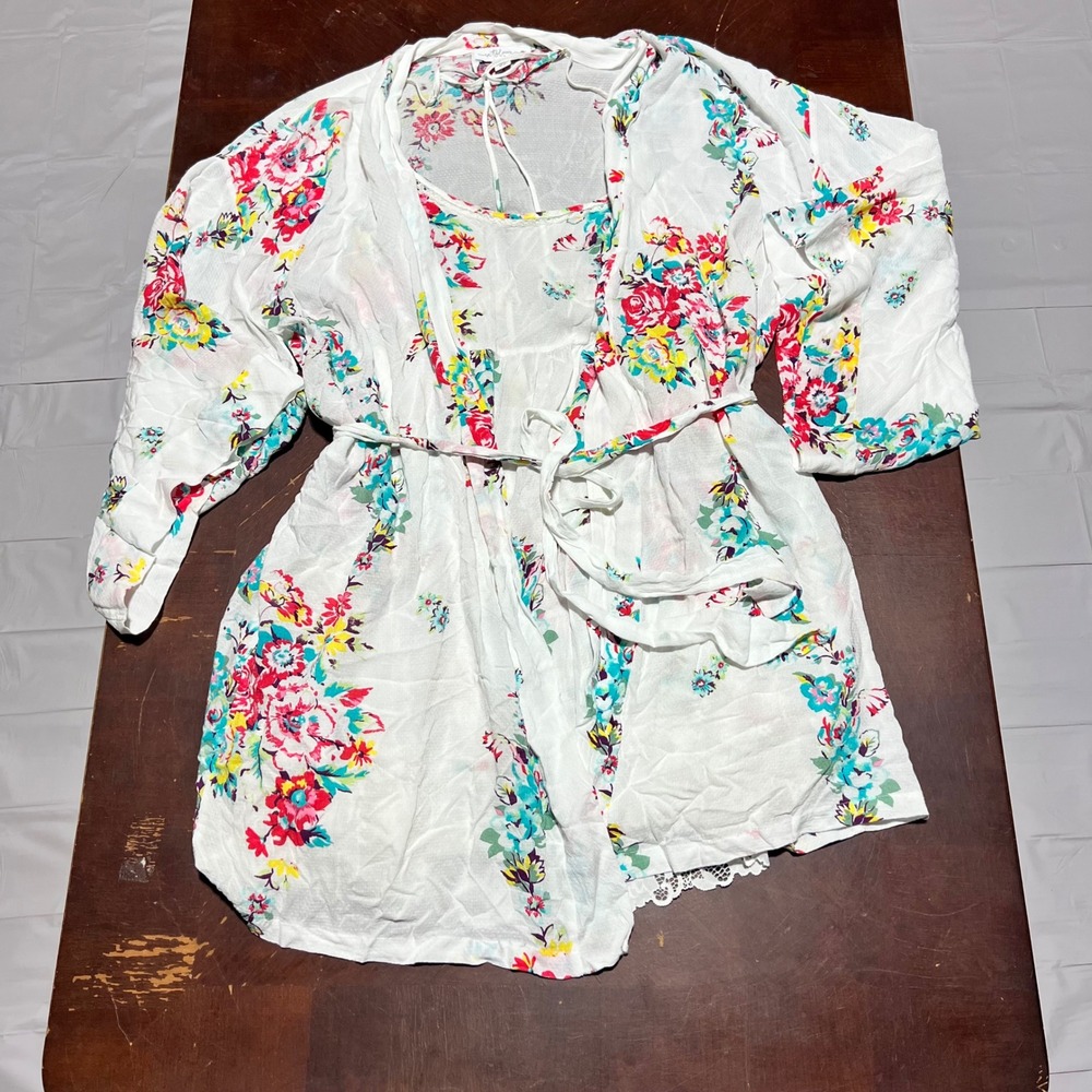 In Bloom by Jonquil Floral Robe and Chemise Set White Lace Trim Small KOK110